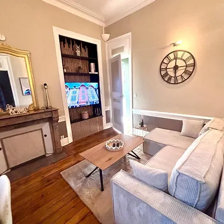 Apartamento Face Au Coeur Troyen Avec Cour Privative Terrasse