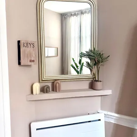 Face Au Coeur Troyen Avec Cour Privative Terrasse Apartamento Troyes