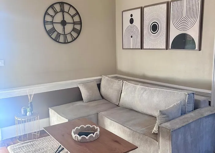 Apartamento Face Au Coeur Troyen Avec Cour Privative Terrasse *