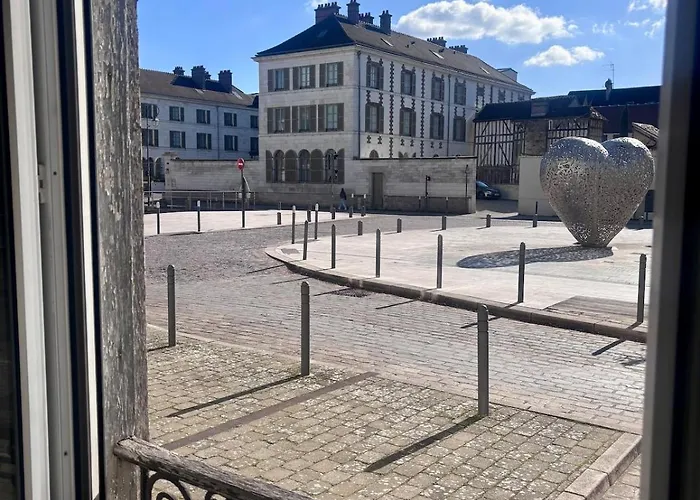 Apartamento Face Au Coeur Troyen Avec Cour Privative Terrasse